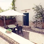 Cristalda Relax E Natura Bilocale 度假居 维耶斯泰