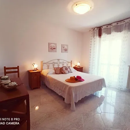 Cristalda Relax E Natura Bilocale 度假居