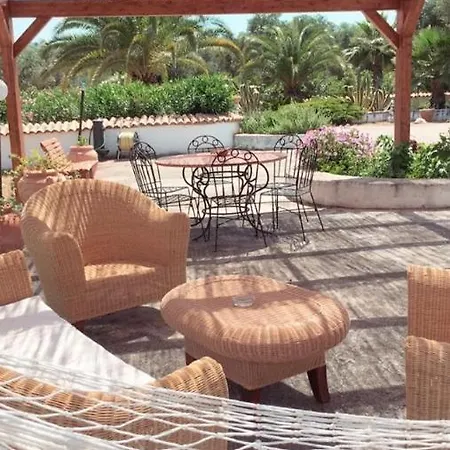 Semesterbostad Cristalda Relax E Natura Bilocale *