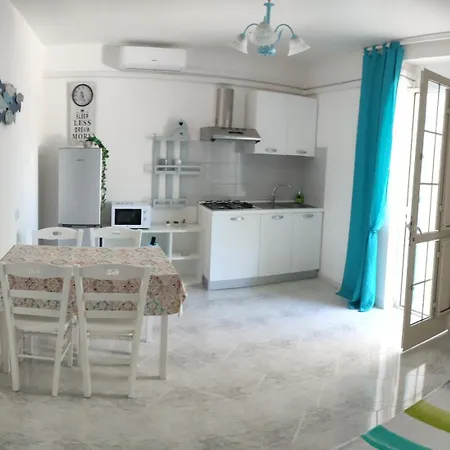 Cristalda Relax E Natura Bilocale Дом отдыха Вьесте